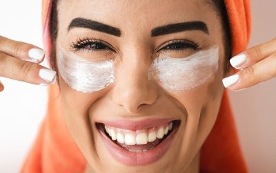Les Marques de Luxe Ciblent Leurs Secrets de Beauté… Que Cachent-elles Vraiment ?
