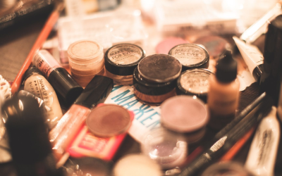 Innovation cosmétique 2024 : quand éthique verte rencontre tech beauté experte